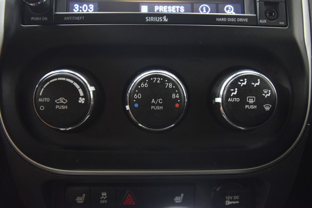 Used 2017 Jeep Compass Latitude AWD/4WD image 25