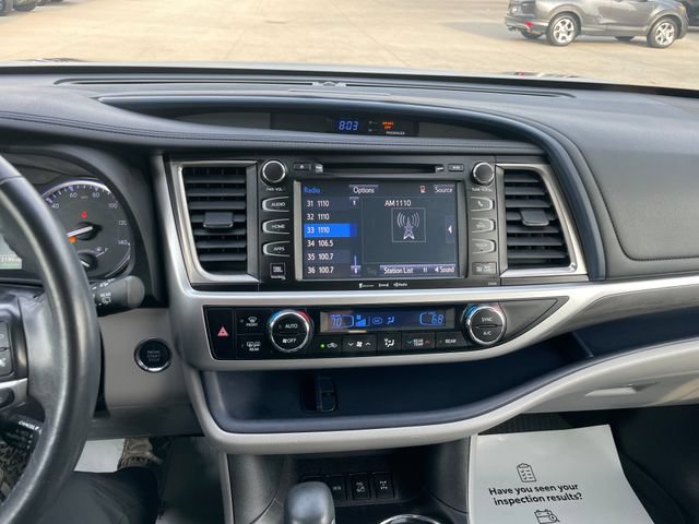 Used 2019 Toyota Highlander Limited w/ Protection Package #3 AWD/4WD image 23