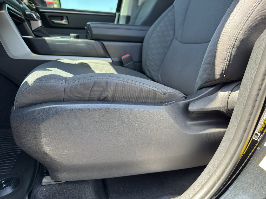 Used 2022 Toyota Tundra SR5 AWD/4WD image 12