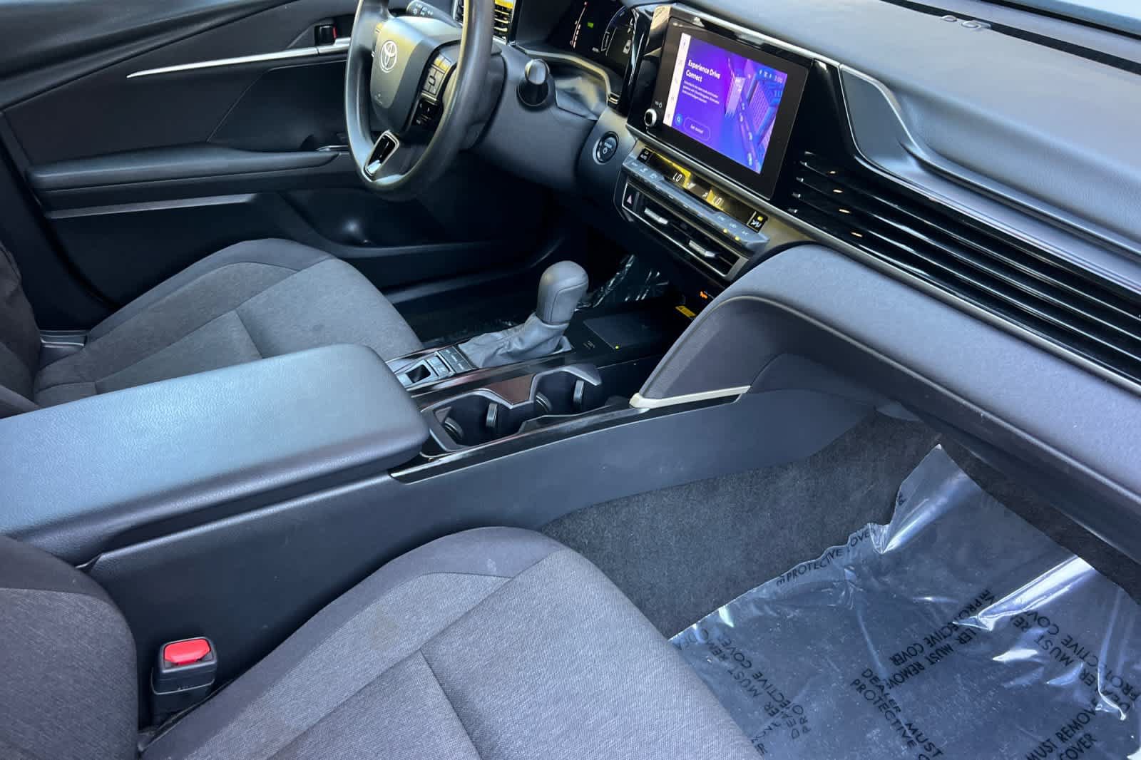 Used 2025 Toyota Camry LE FWD image 16