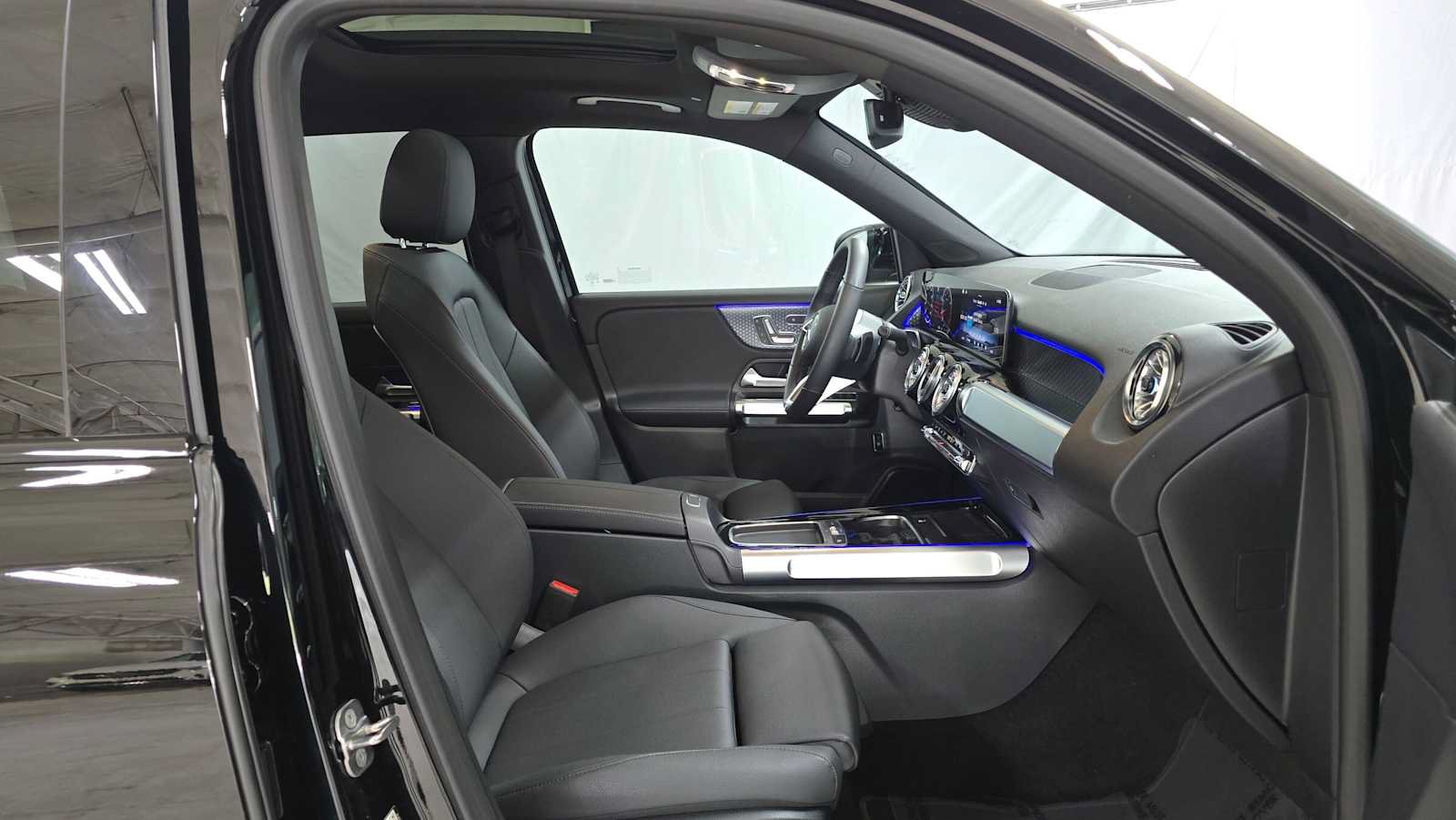 Certified 2026 Mercedes-Benz GLB 250 4MATIC image 10