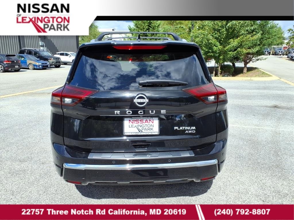 New 2026 Nissan Rogue Platinum image 5