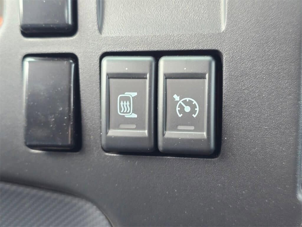 New 2024 Chevrolet Low Cab Forward image 25