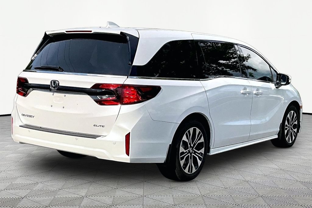 Used 2025 Honda Odyssey Elite image 6