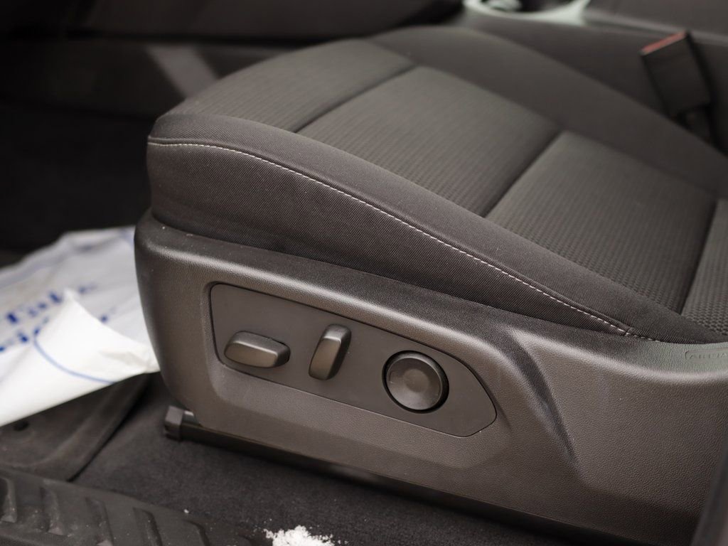 Used 2024 Chevrolet Colorado LT w/ LT Convenience Package II image 23