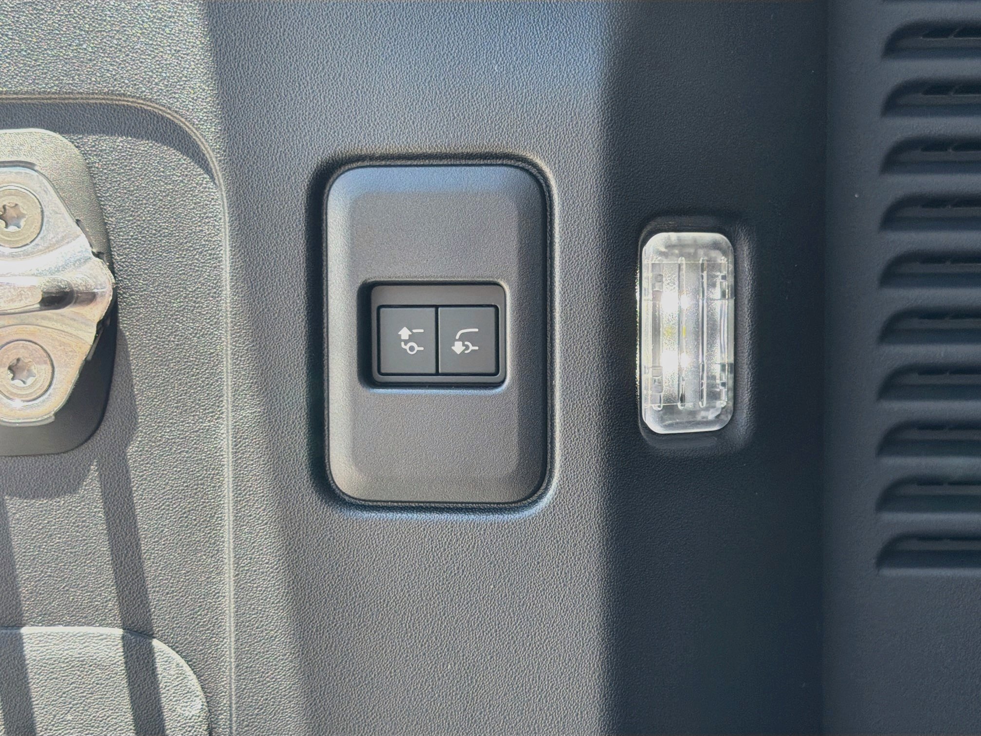 New 2026 Land Rover Defender 130 S AWD/4WD image 17