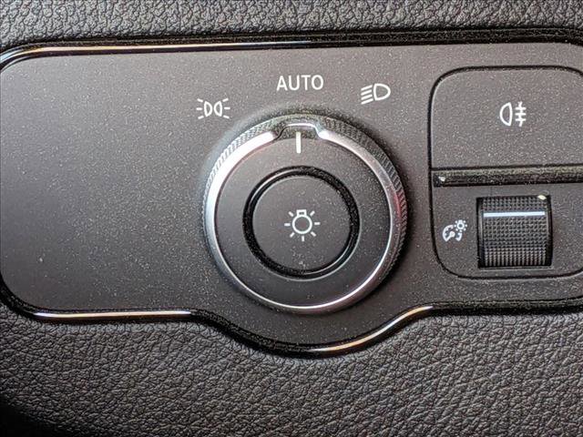 Used 2023 Mercedes-Benz Sprinter 2500 image 16