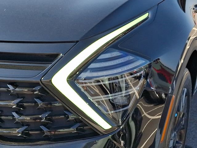 Used 2025 Kia Sportage X-Line w/ Premium Package image 9