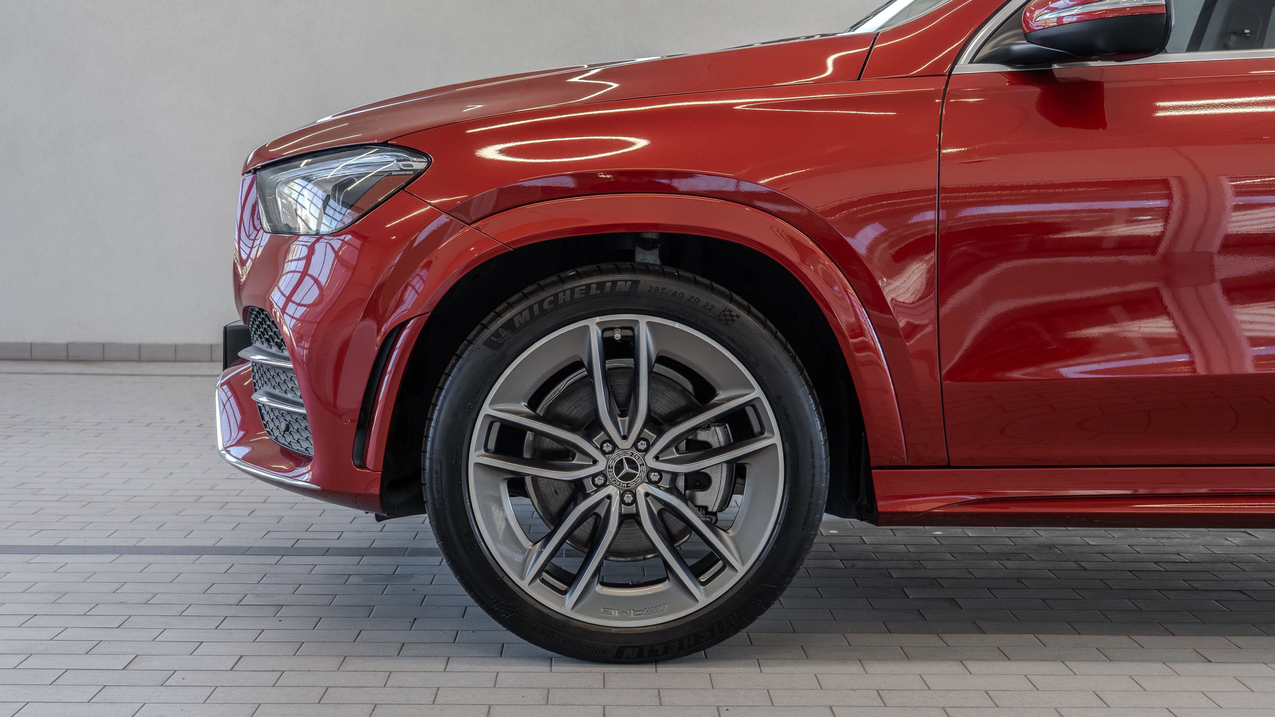 Used 2022 Mercedes-Benz GLE 450 4MATIC image 4