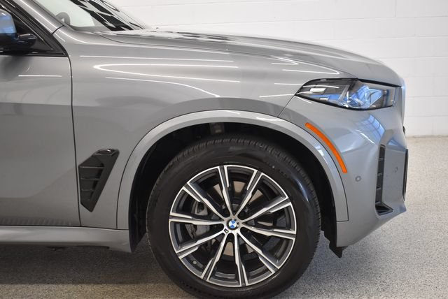 Used 2026 BMW X5 xDrive40i AWD/4WD image 13