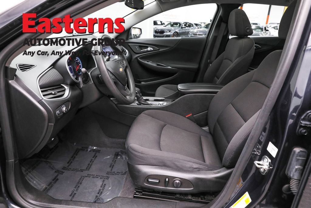 Used 2023 Chevrolet Malibu LT image 14