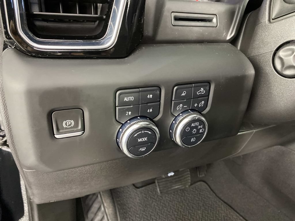 Used 2022 GMC Sierra 1500 Denali AWD/4WD image 17