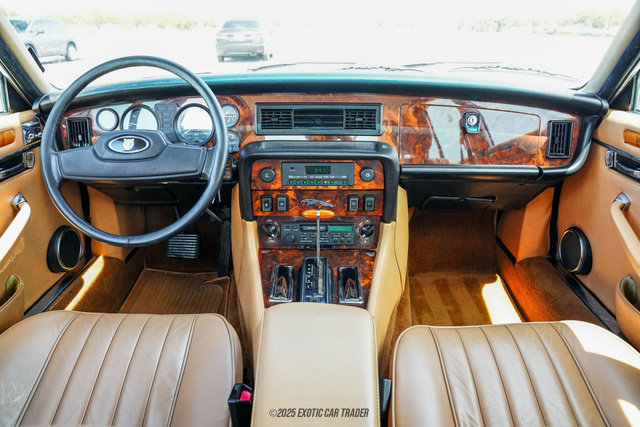 Used 1987 Jaguar XJ6 image 44