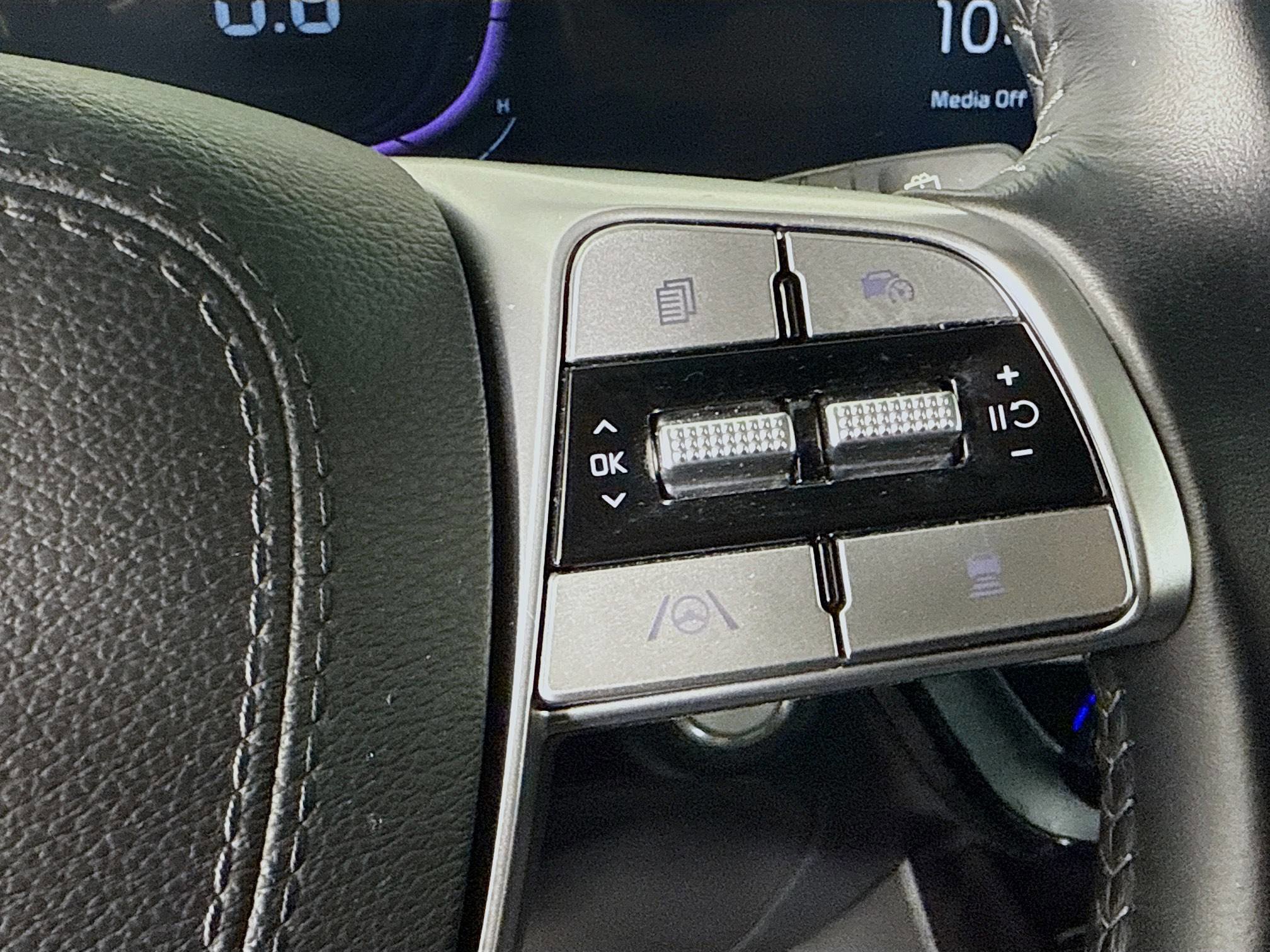 Used 2025 Kia Telluride S image 13