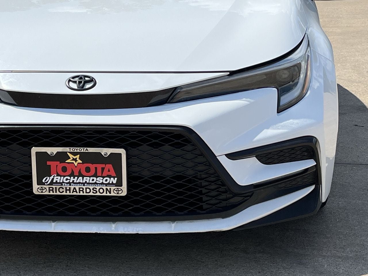 Used 2024 Toyota Corolla SE FWD image 8