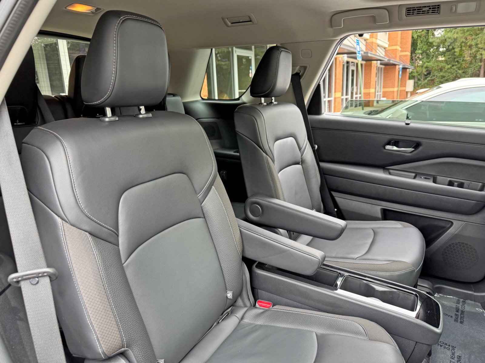 Used 2022 Nissan Pathfinder SL w/ SL Premium Package FWD image 36