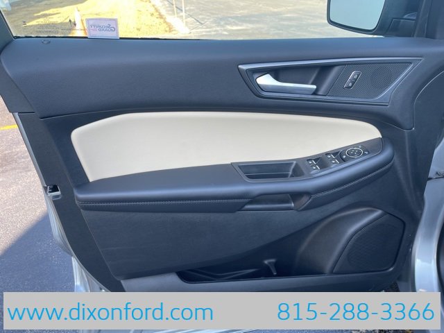 Used 2024 Ford Edge SE image 22