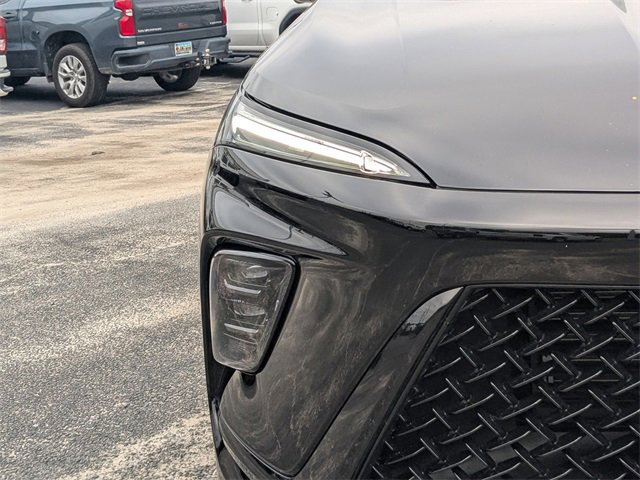 Used 2025 Buick Enclave Sport Touring w/ Power Package image 10