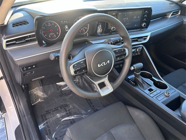Used 2023 Kia K5 LXS image 9
