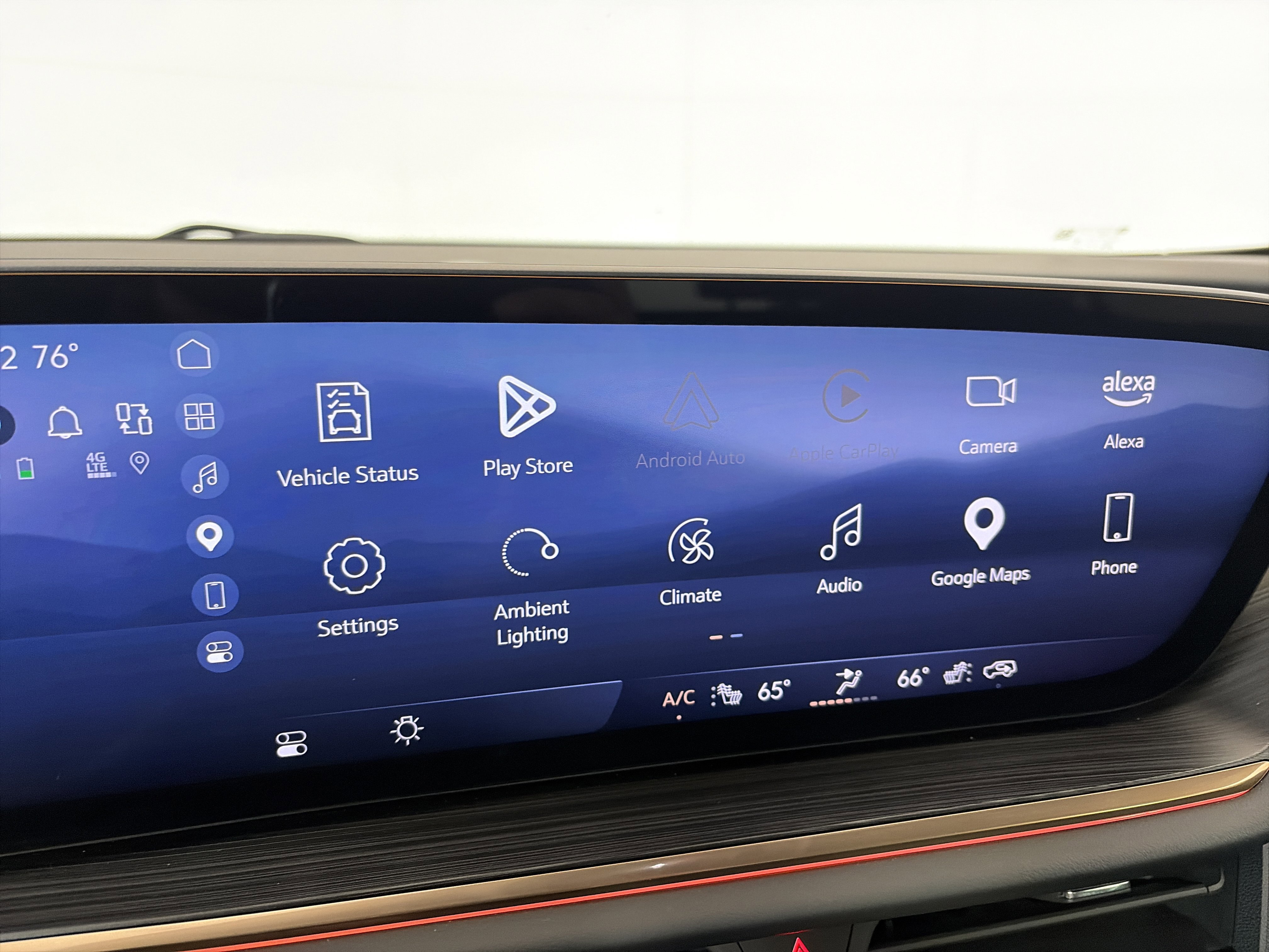 Used 2024 Buick Envision Avenir image 23