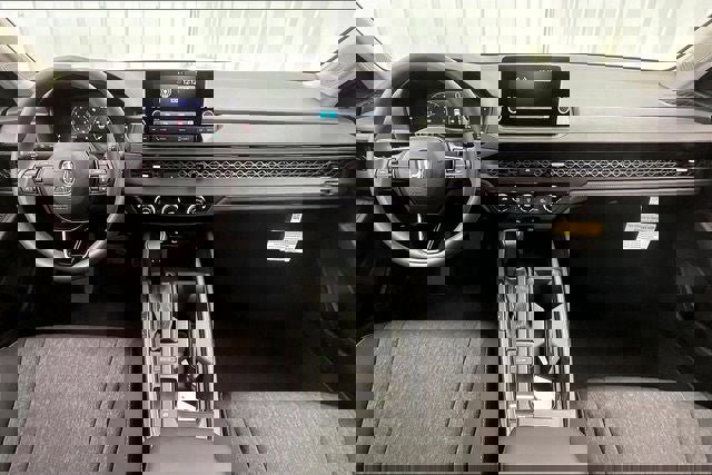 Certified 2025 Honda Accord SE image 15