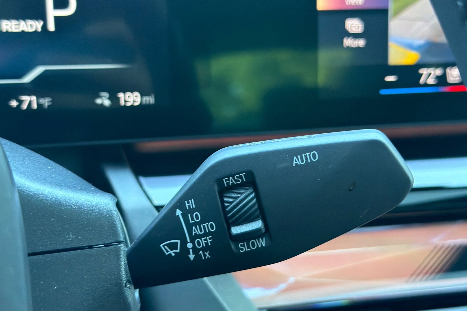 Used 2025 BMW i5 xDrive40 w/ Executive Package image 34
