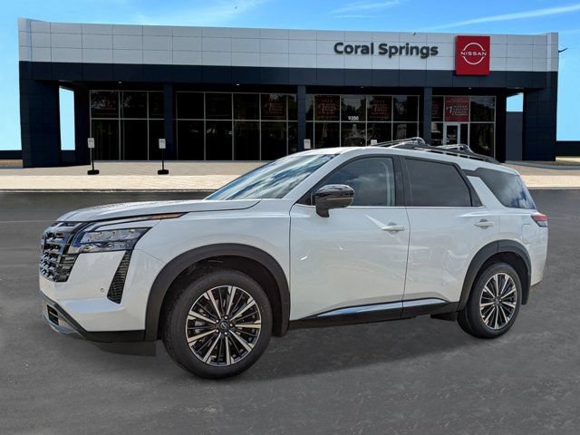 New 2026 Nissan Pathfinder Platinum w/ Cargo Package