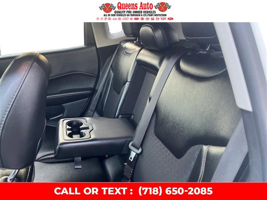 Used 2020 Jeep Compass Latitude image 11