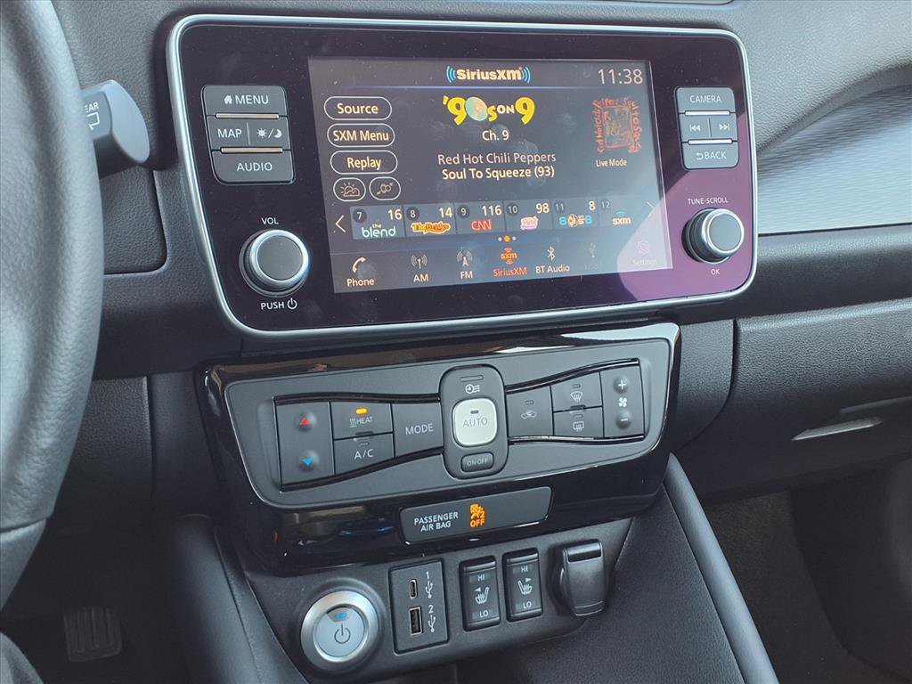 Used 2024 Nissan Leaf SV Plus image 23