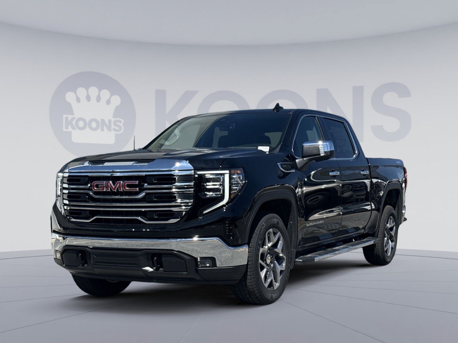 New 2026 GMC Sierra 1500 SLT w/ SLT Premium Package