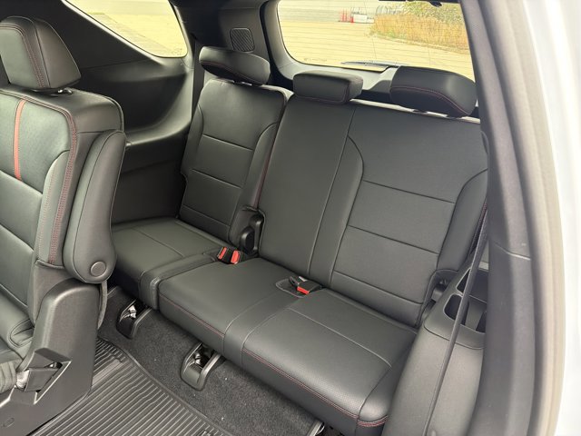 New 2026 Chevrolet Traverse RS image 26