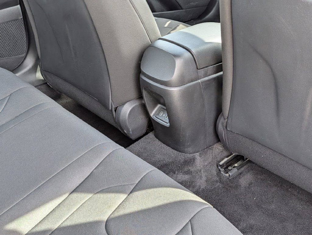 Used 2026 Hyundai Elantra Sport FWD image 30