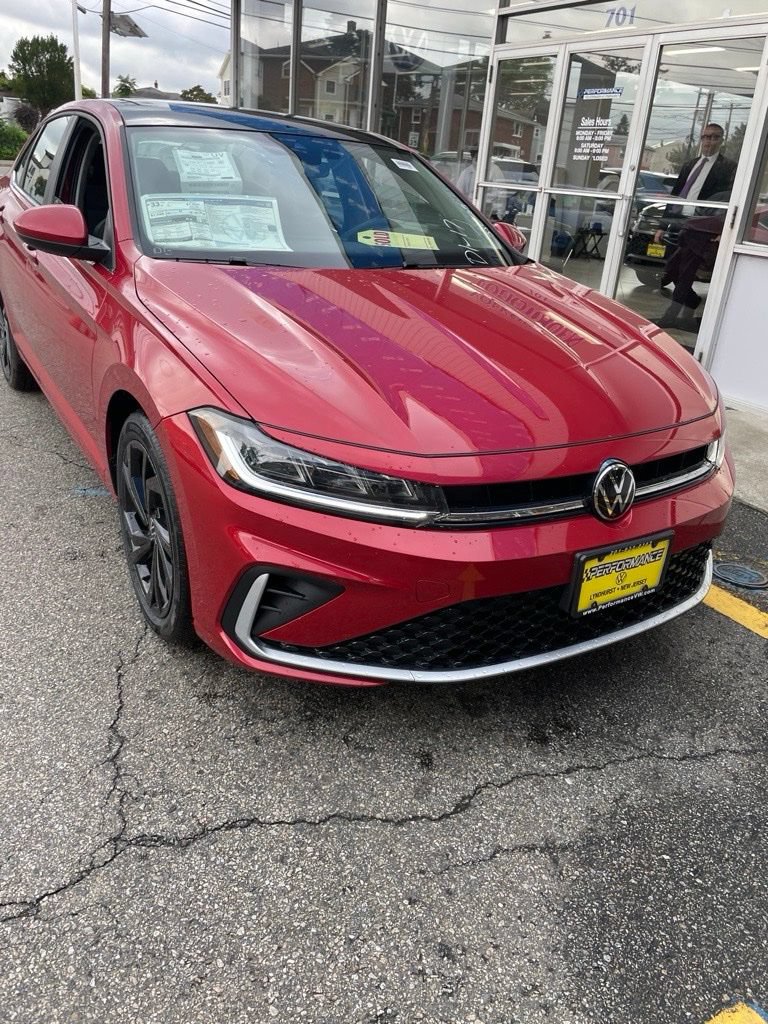 New 2026 Volkswagen Jetta SE FWD image 4
