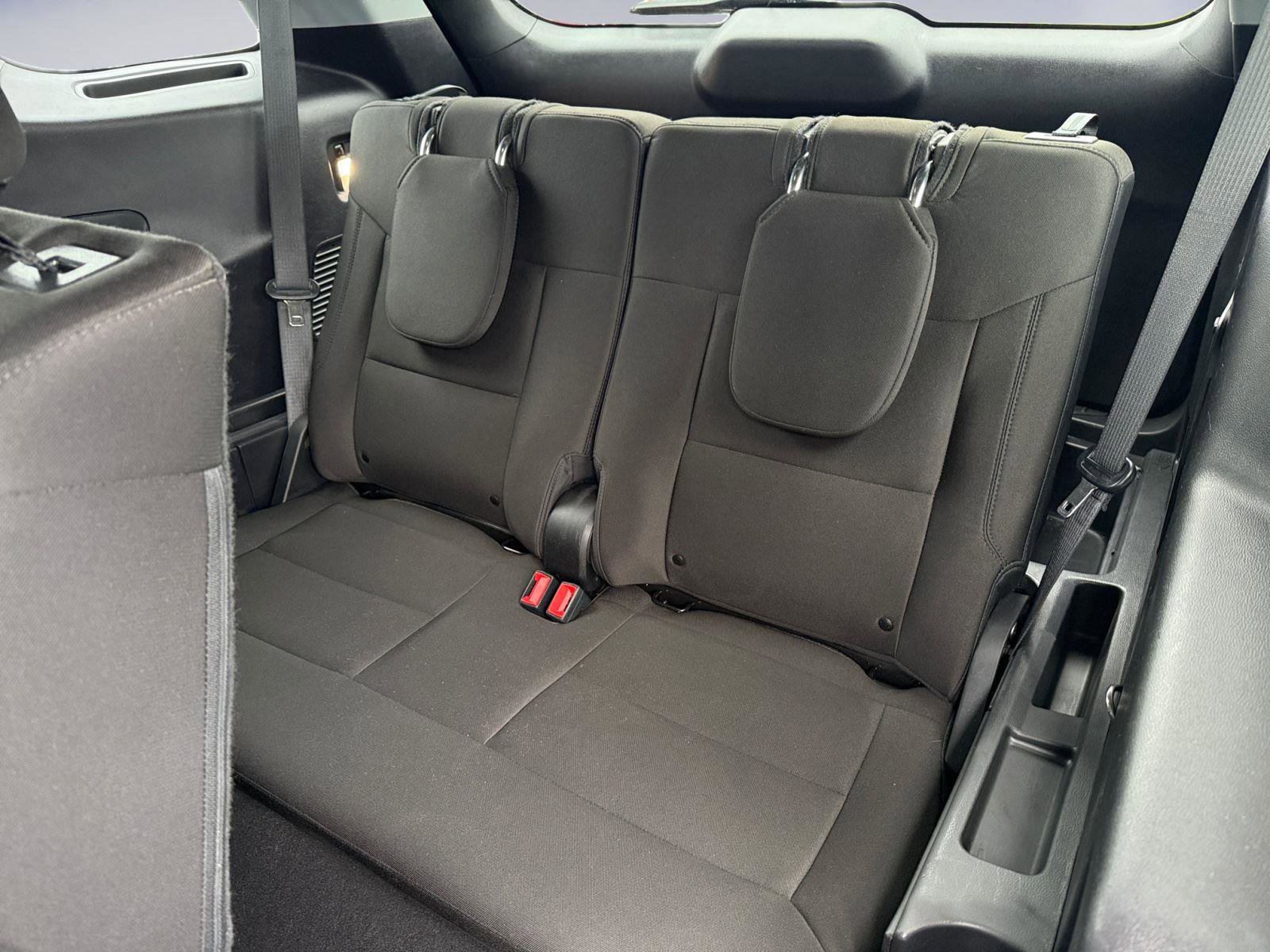 Used 2022 Ford Explorer XLT image 13