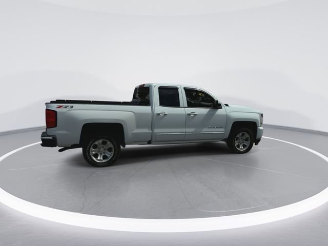 Used 2018 Chevrolet Silverado 1500 LT w/ All Star Edition image 9