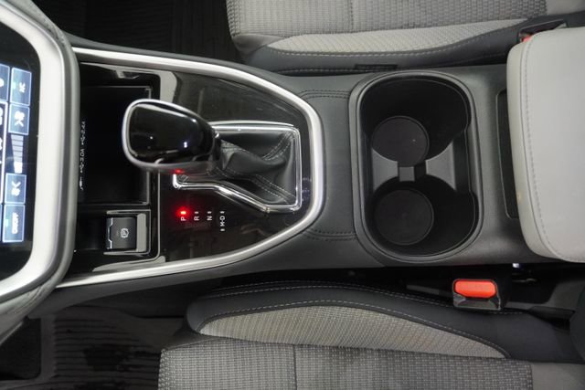 Used 2025 Subaru Outback Premium image 30