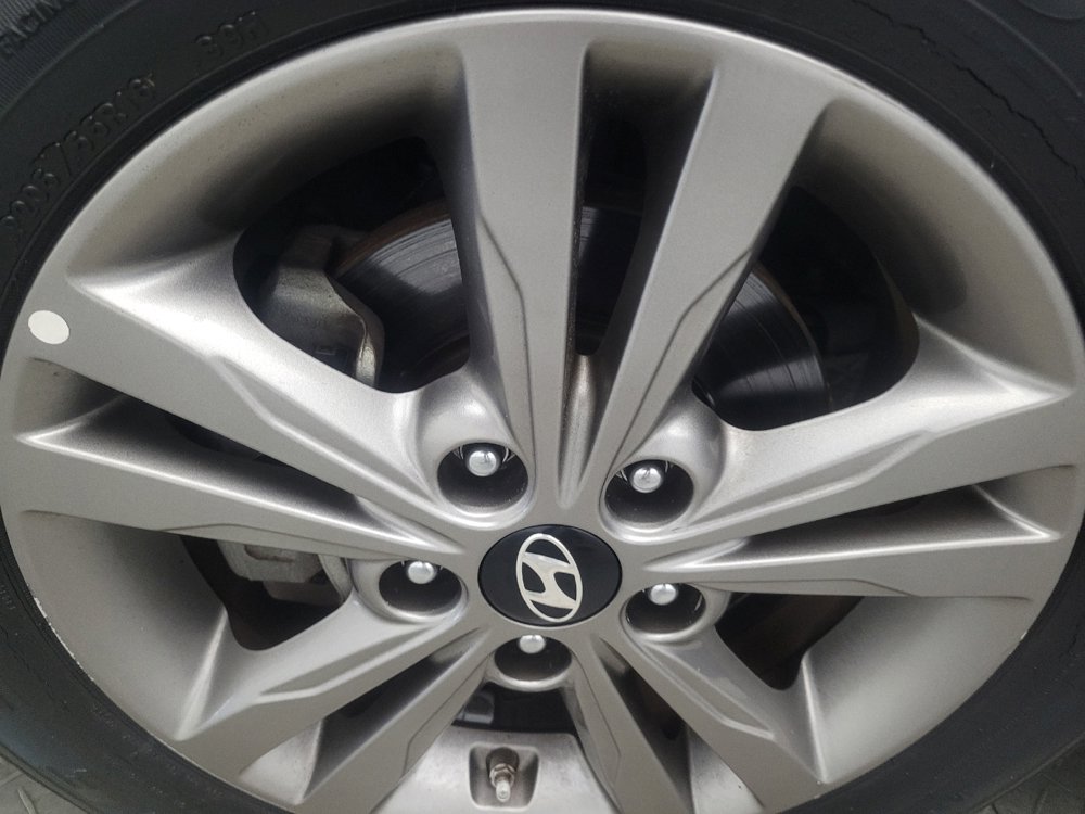 Used 2018 Hyundai Elantra SEL FWD image 31