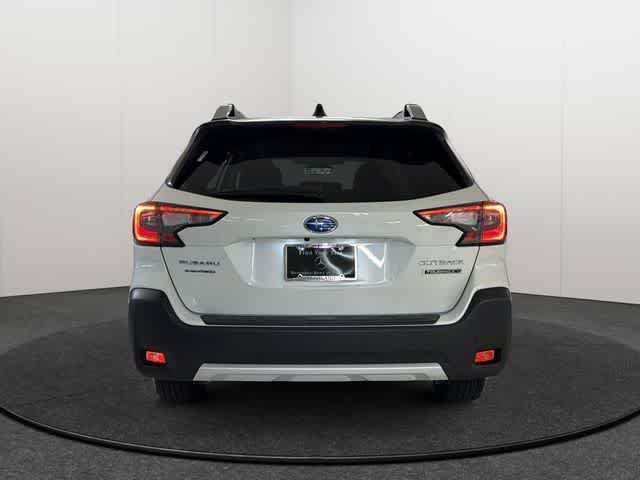 Used 2024 Subaru Outback Touring XT w/ Popular Package #2 AWD/4WD image 6