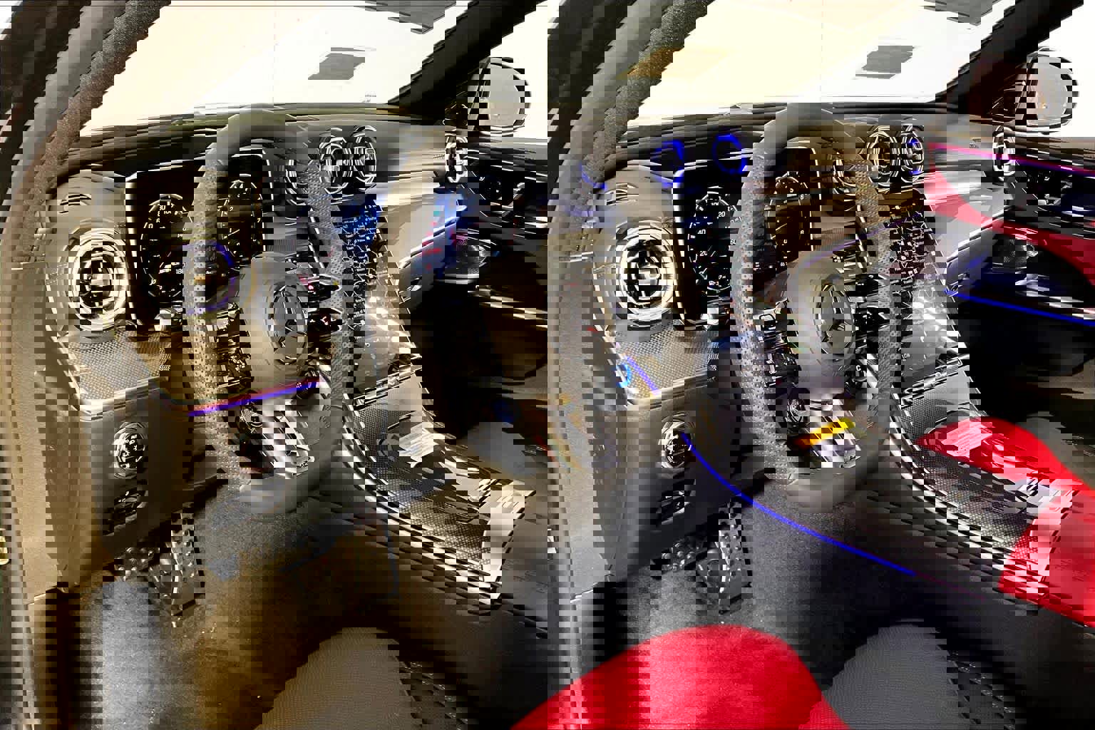 New 2026 Mercedes-Benz C 43 AMG 4MATIC Sedan image 9