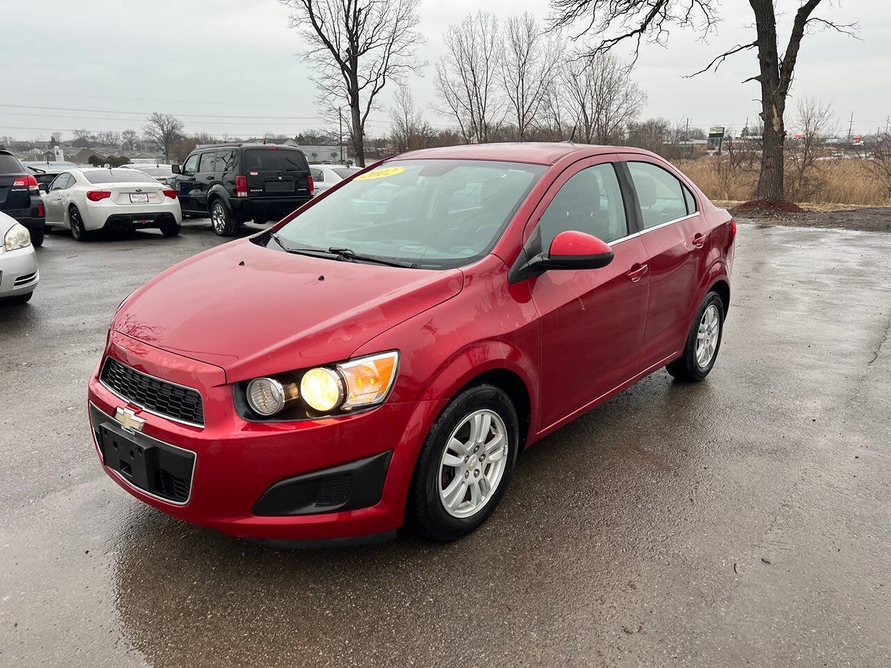 Used 2012 Chevrolet Sonic LT FWD image 1