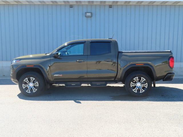 Used 2025 GMC Canyon AT4 w/ Technology Plus Package AWD/4WD image 8