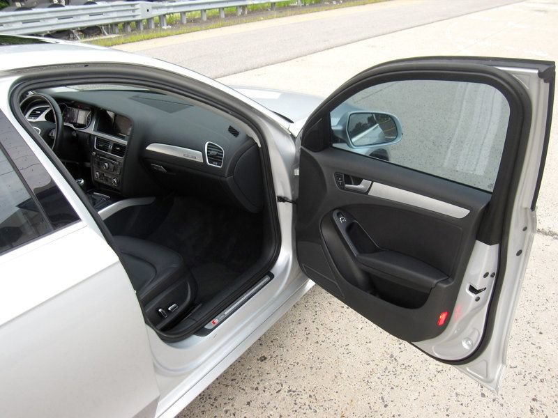Used 2014 Audi A4 2.0T Premium Plus w/ Premium Plus Package AWD/4WD image 22