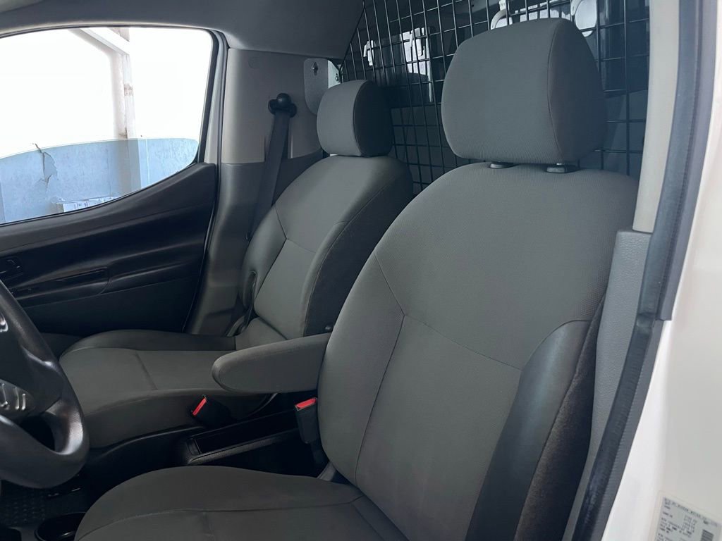 Used 2021 Nissan NV200 SV image 18