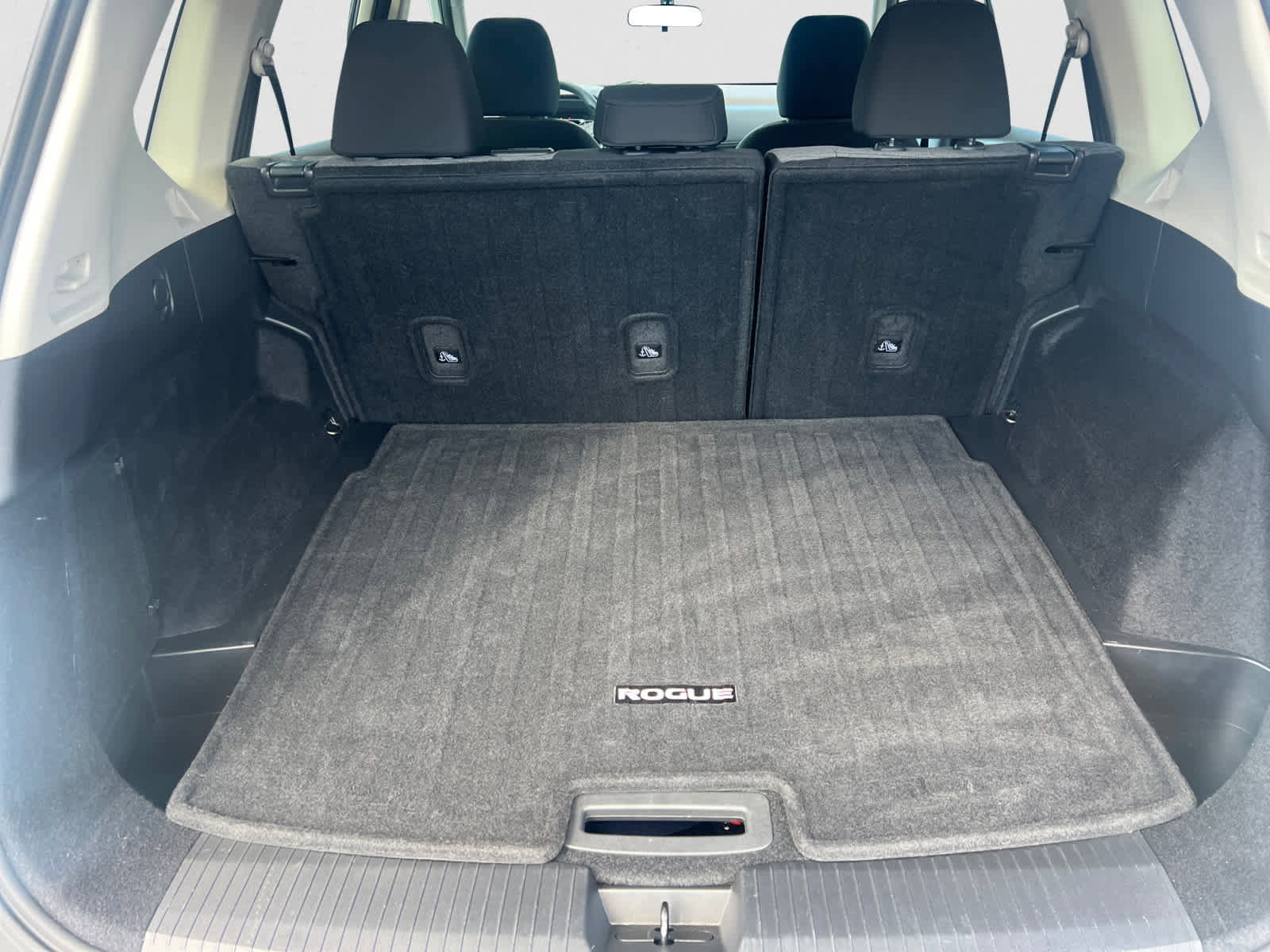 Used 2021 Nissan Rogue S image 5