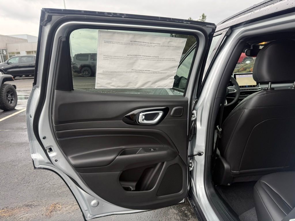 New 2026 Jeep Compass Limited image 29