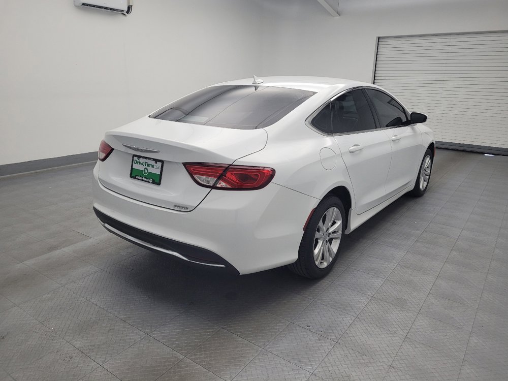 Used 2016 Chrysler 200 Limited Platinum image 9