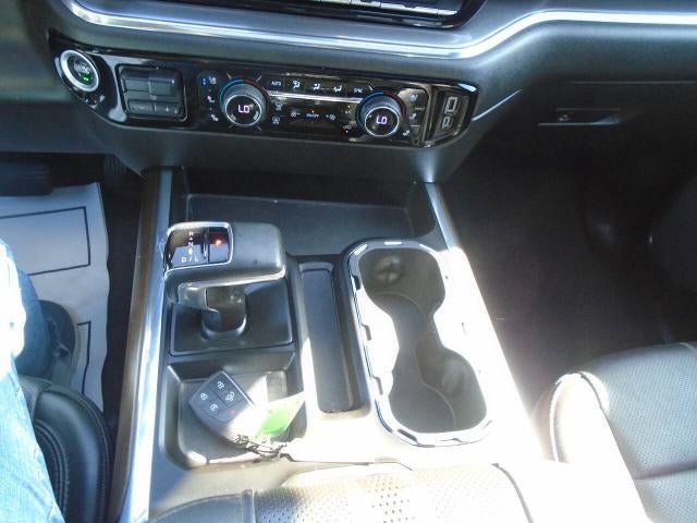 Certified 2023 Chevrolet Silverado 1500 High Country w/ Z71 Off-Road Package AWD/4WD image 16