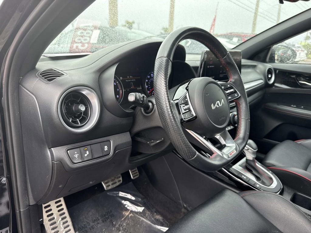Used 2023 Kia Forte GT w/ GT2 Package image 21
