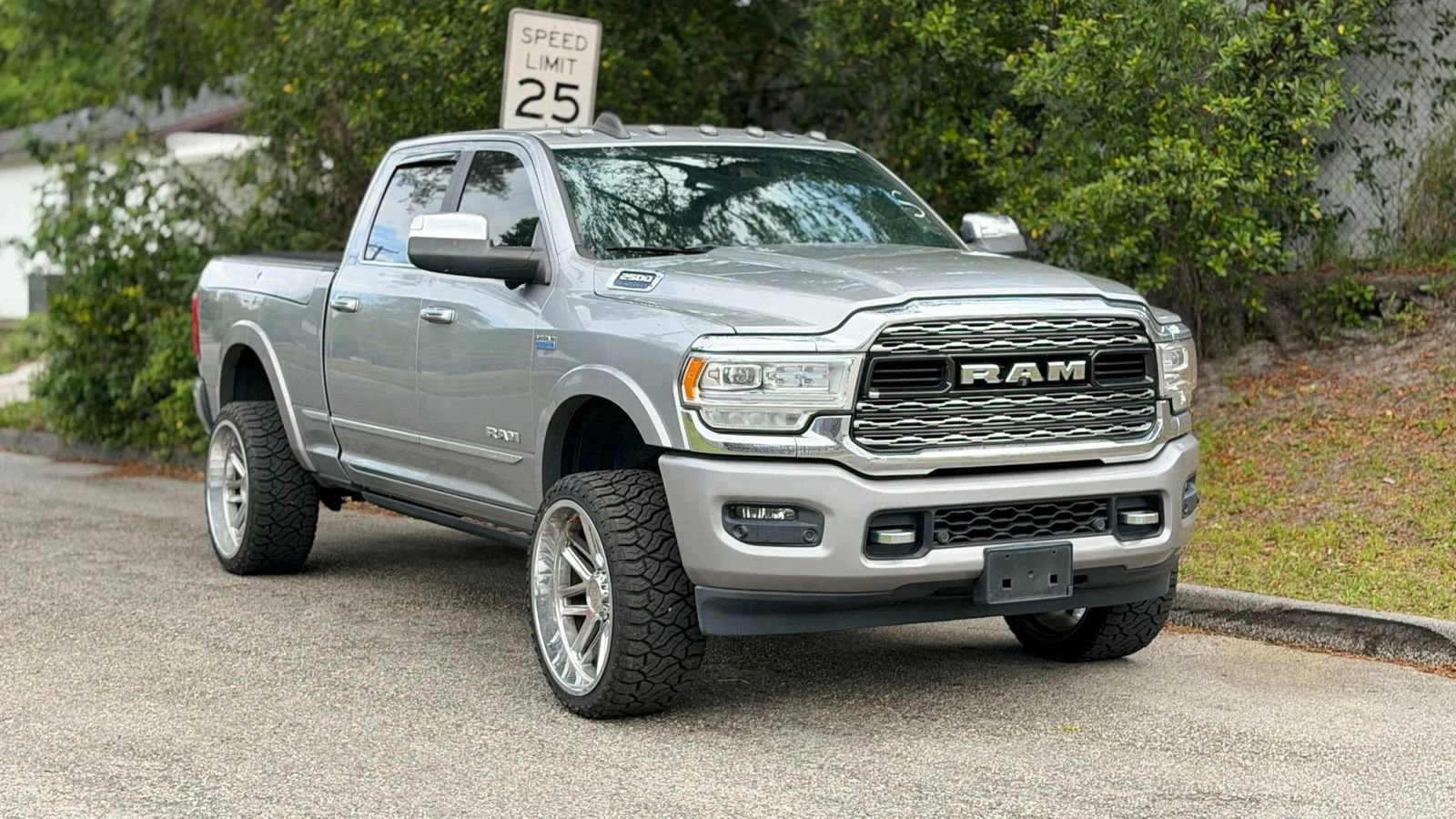 Used 2019 RAM 2500 Limited image 23