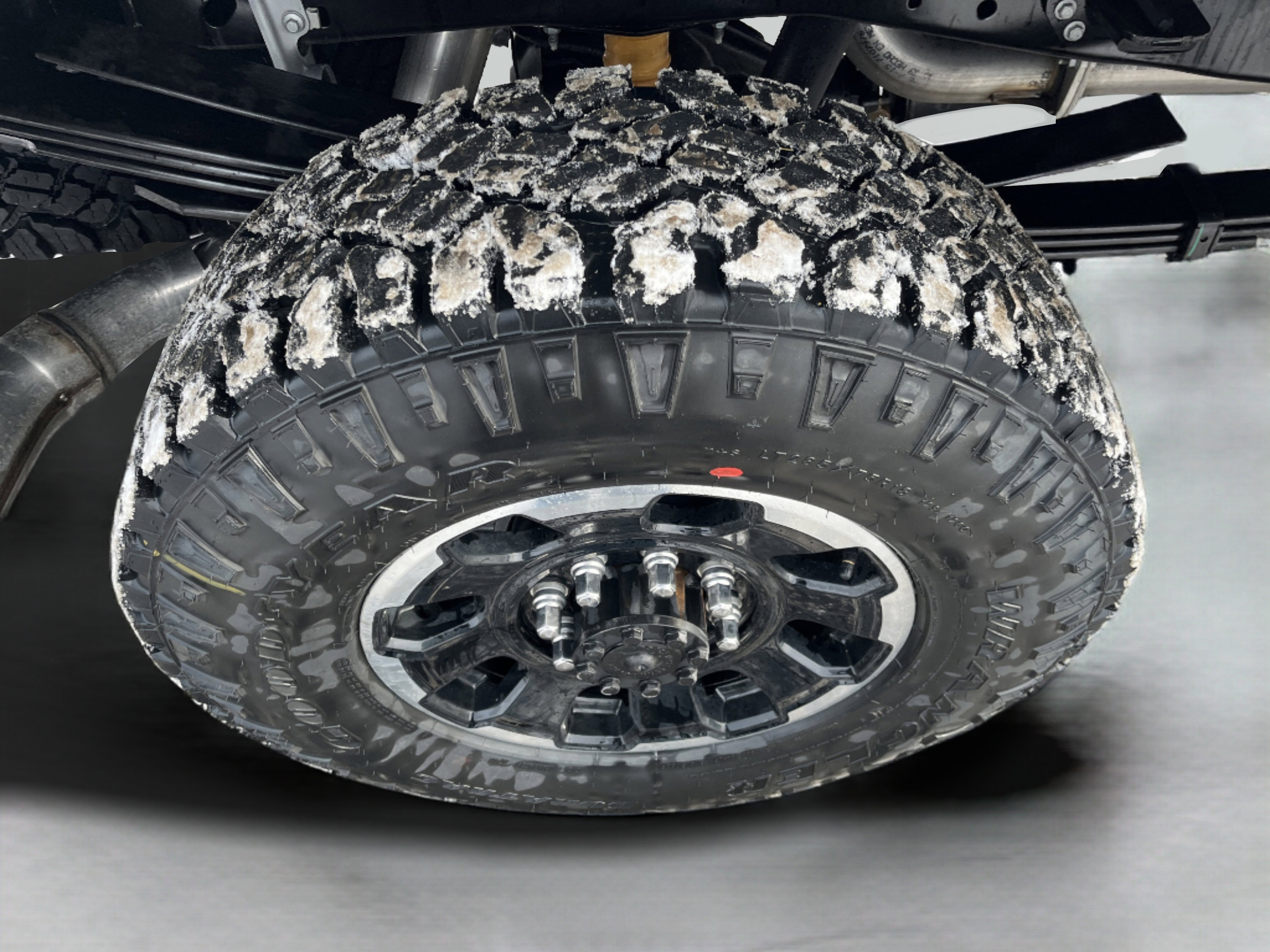 Used 2026 Ford F250 Lariat w/ Tremor Off-Road Package image 9